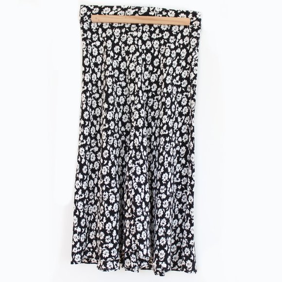 Zara - Floral Print midi skirt - Picture 5 of 5